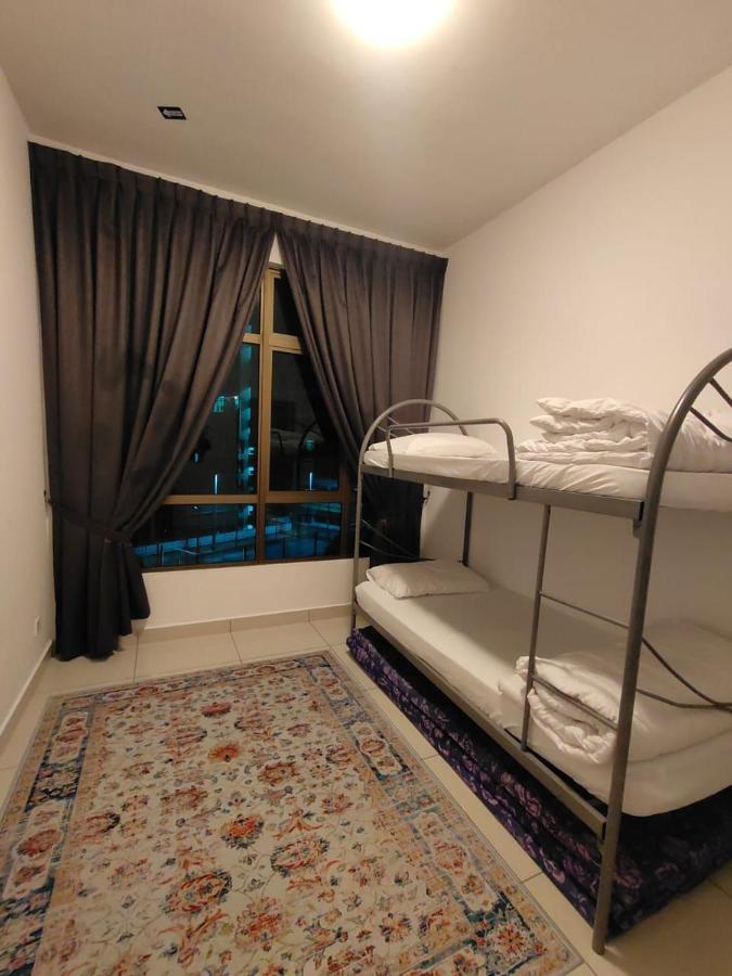Homestayhusnahusni 新山 外观 照片