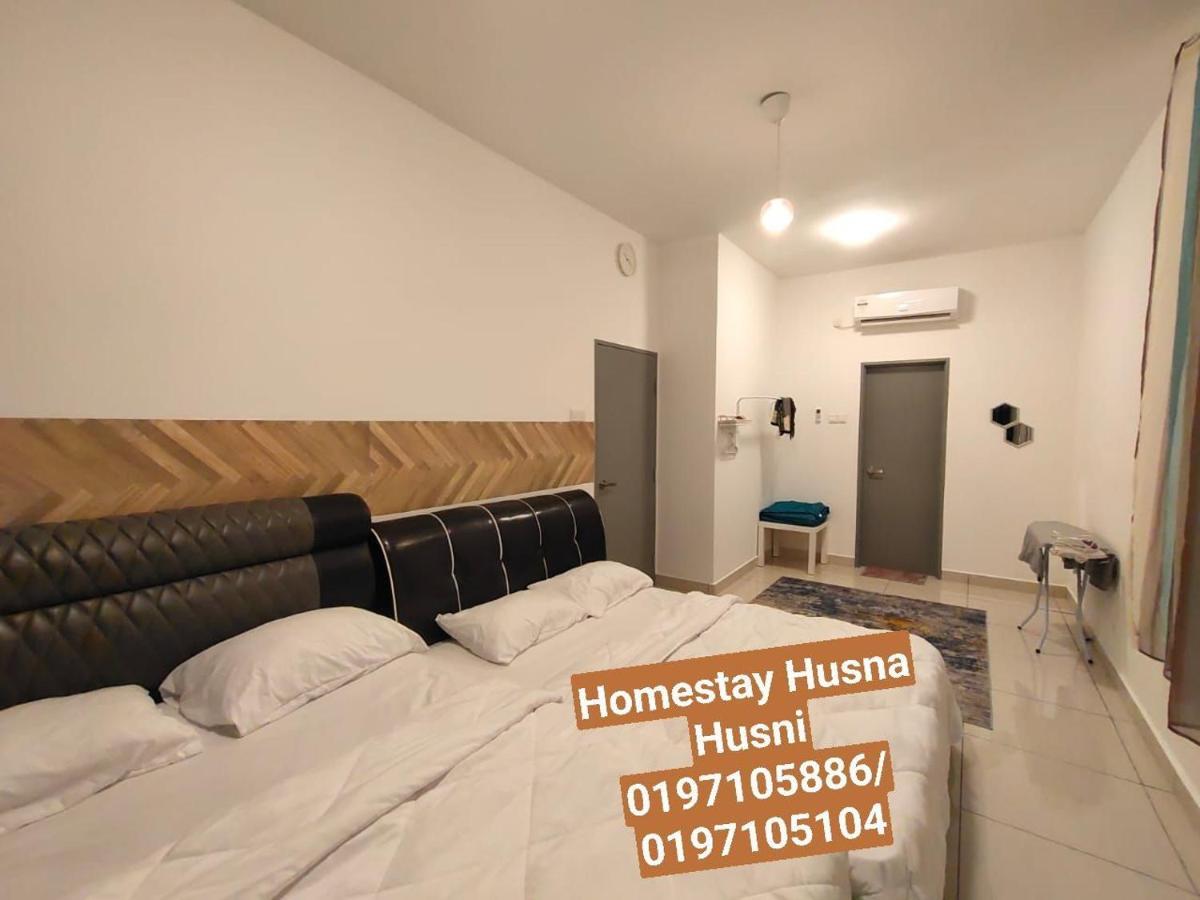 Homestayhusnahusni 新山 外观 照片