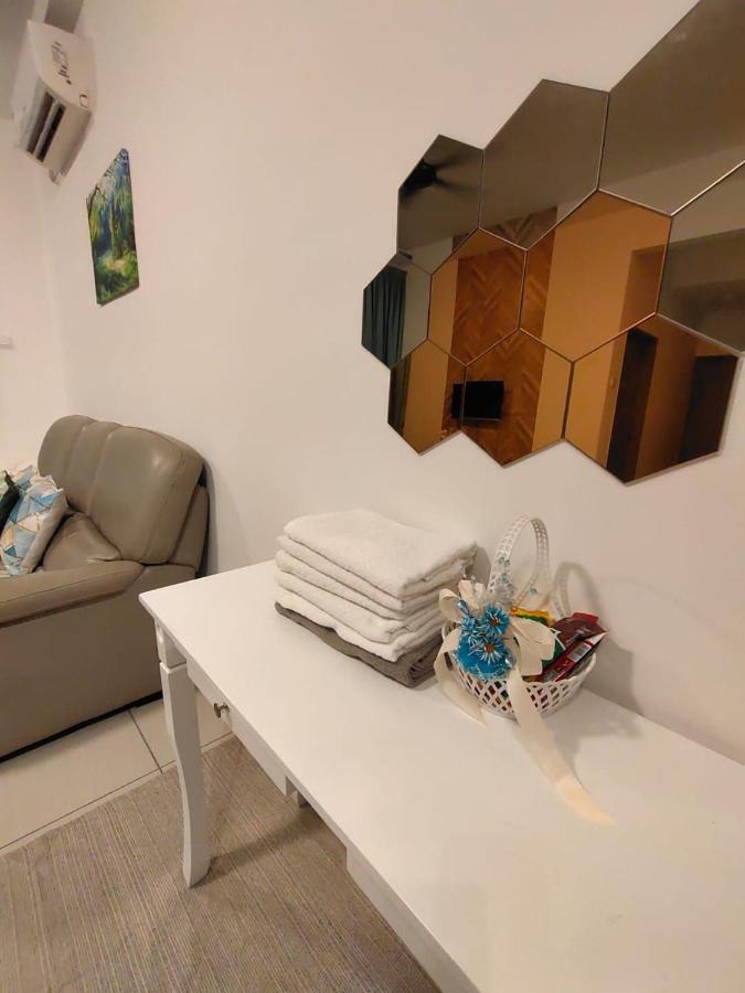 Homestayhusnahusni 新山 外观 照片